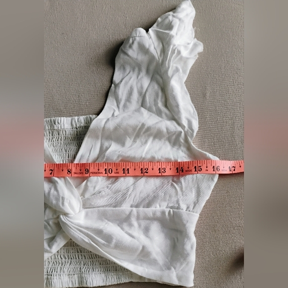 WHITE TWO PIECE SKIRT AND CROP TOP - Picture 6 of 9